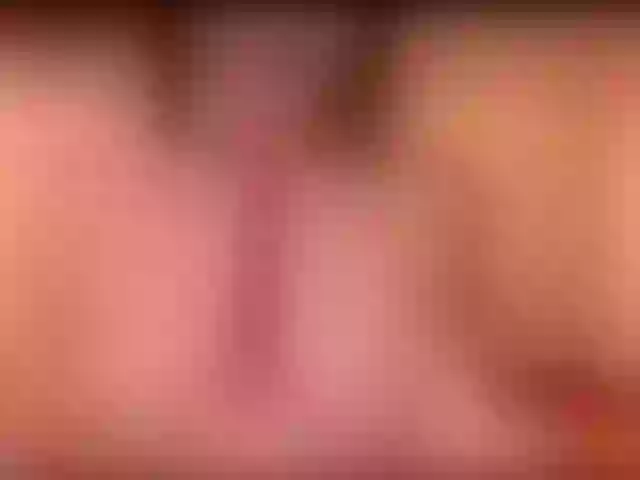 Live sex webcam photo for RoseFerrera #288044811