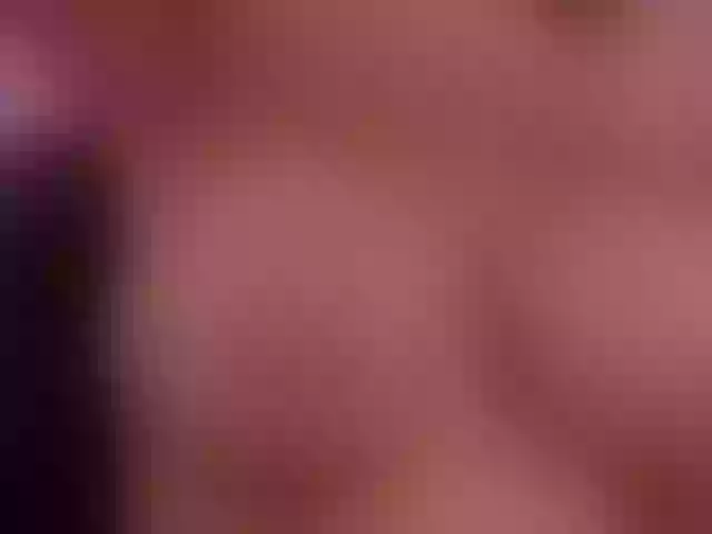 Live sex webcam photo for RoseFerrera #291592286