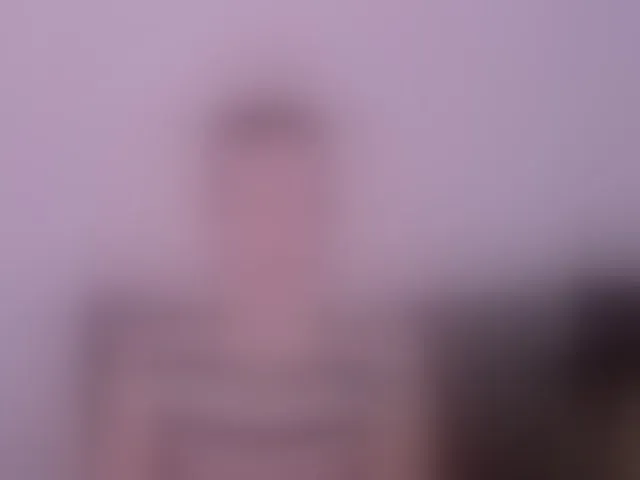 Live sex webcam photo for RoseNatural #293747873