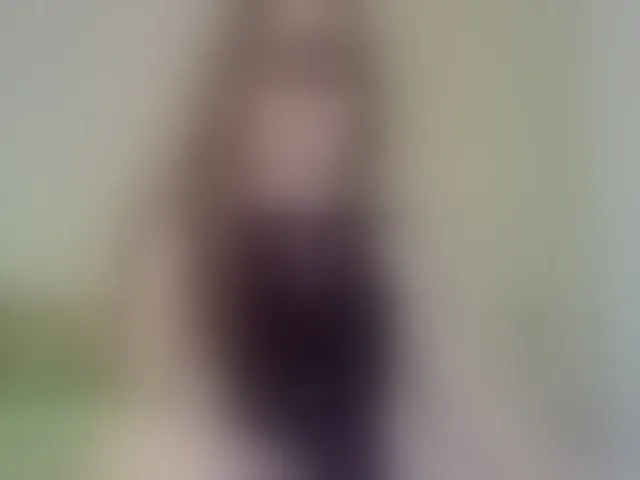 Live sex webcam photo for Rosea #293478869