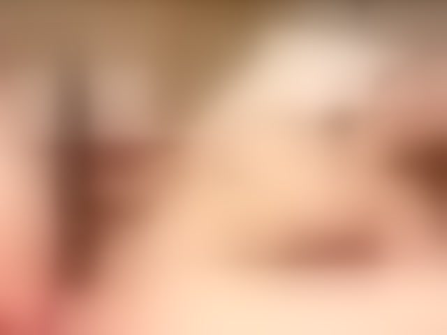 Live sex webcam photo for RoseannKha #294292316