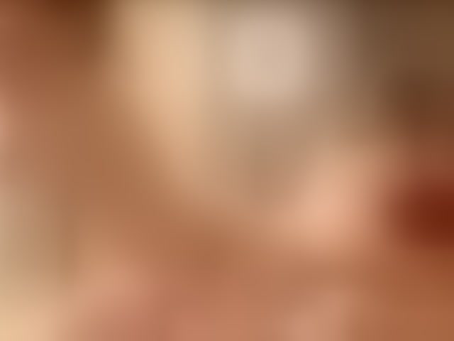 Live sex webcam photo for RoseannKha