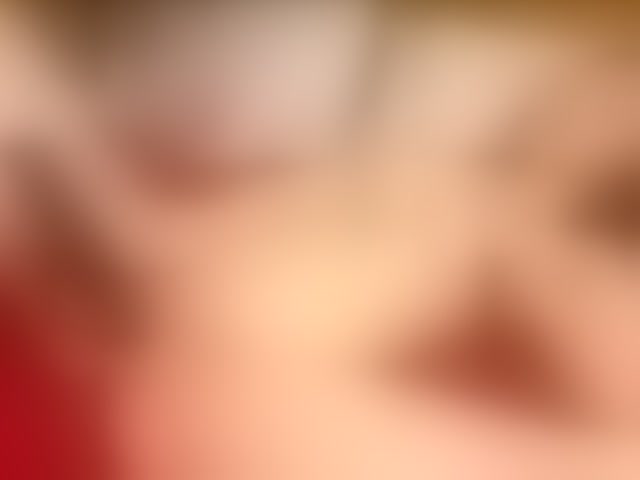 Live sex webcam photo for RoseannKha #294300297