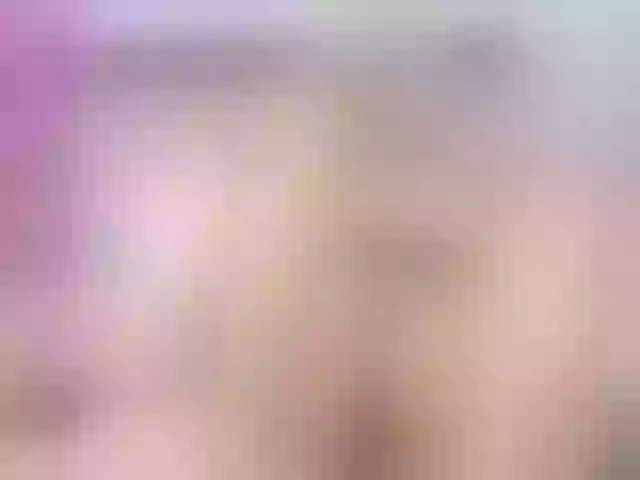 Live sex webcam photo for Rosebelle1 #290381309