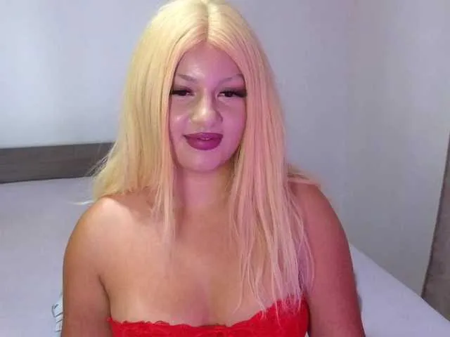 Live sex webcam photo for Rosebelle1 #291676706