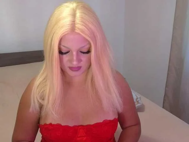 Live sex webcam photo for Rosebelle1 #291725110