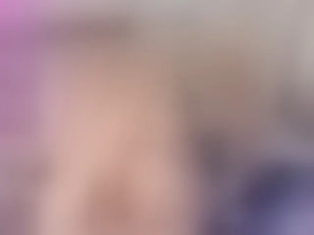 Live sex webcam photo for Rosebelle1 #292340375