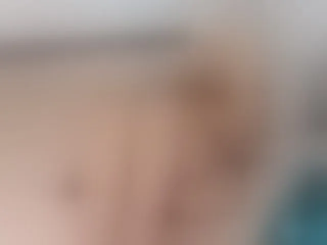 Live sex webcam photo for Rosebelle1 #293661369