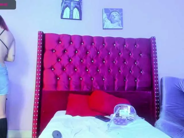 Live sex webcam photo for Roseblair #273327438