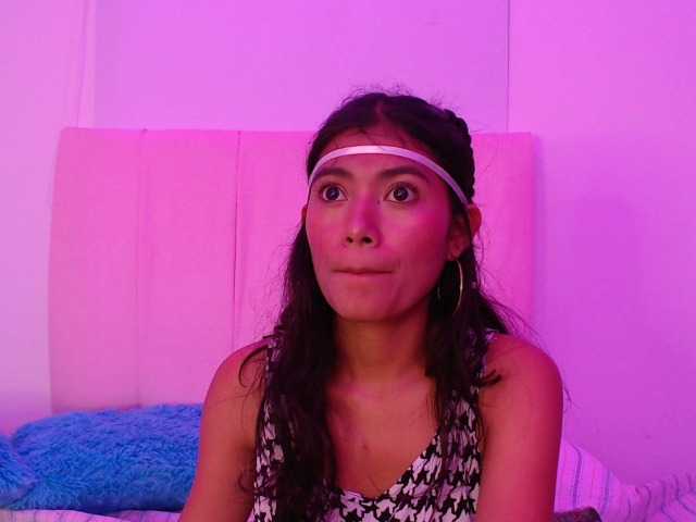 Live sex webcam photo for Rosegirls #273799667