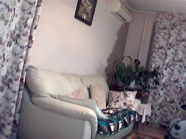 Live sex webcam photo for Rosehip1 #275627160