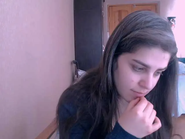 Live sex webcam photo for Roselina #290653013