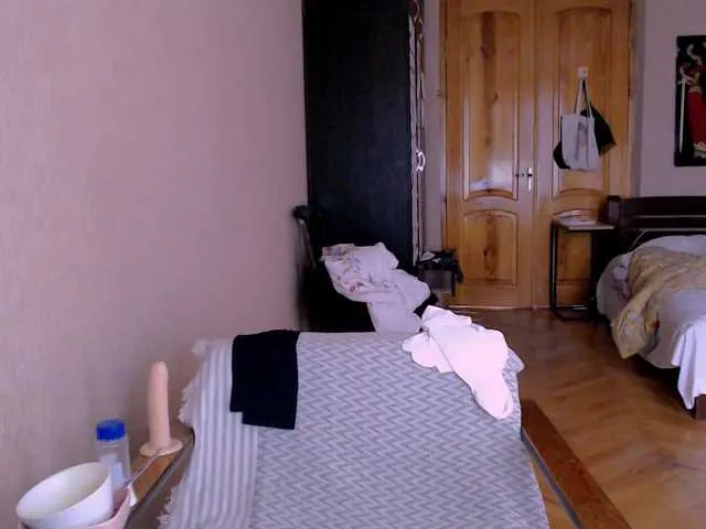 Live sex webcam photo for Roselina #290888840
