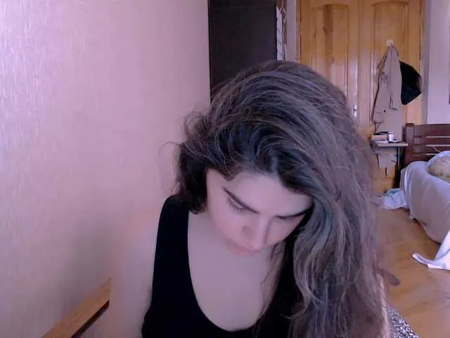 Live sex webcam photo for Roselina #290914930