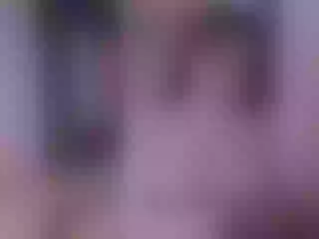 Live sex webcam photo for Roselina #291070356