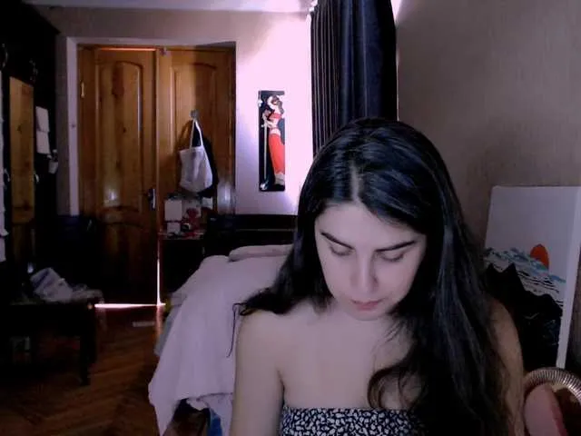 Live sex webcam photo for Roselina #291459068