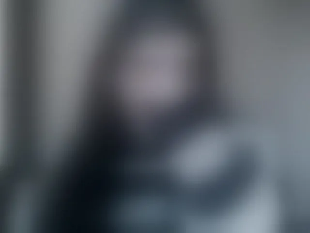 Live sex webcam photo for Roselina #292672068