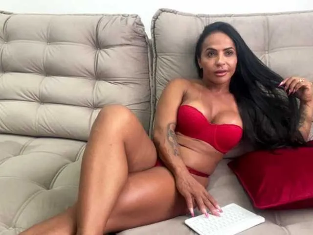 Live sex webcam photo for Roseonly4you #276955896