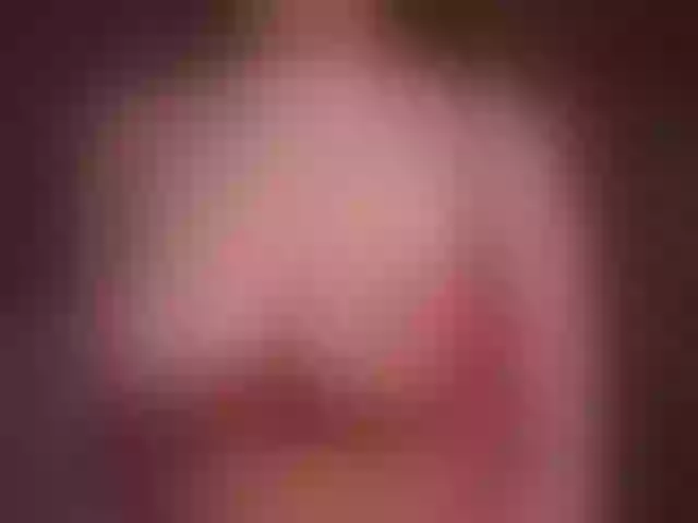 Live sex webcam photo for RoshenAmira #277753044