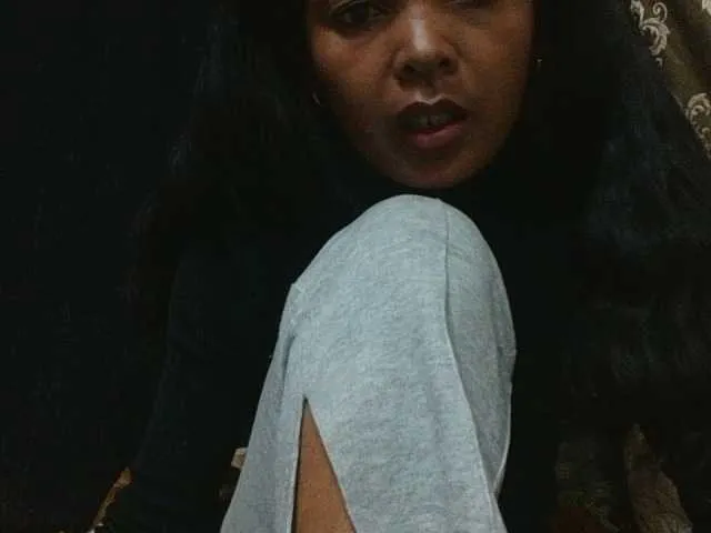 Live sex webcam photo for Rosiah2 #289546280