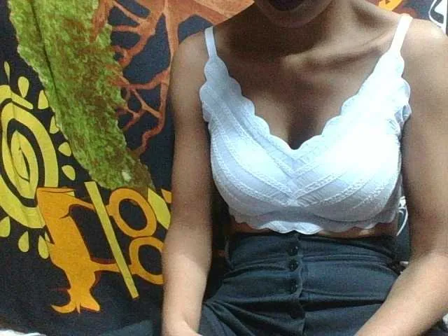 Live sex webcam photo for Rosiah2 #290034967