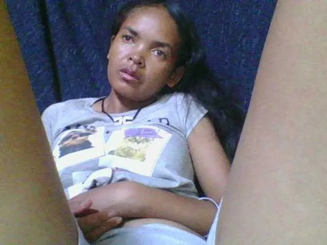 Live sex webcam photo for Rosiah2 #290313732