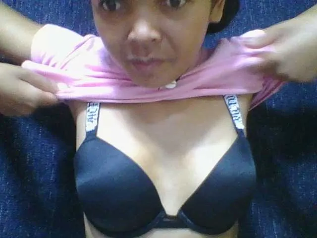 Live sex webcam photo for Rosiah2 #290656139
