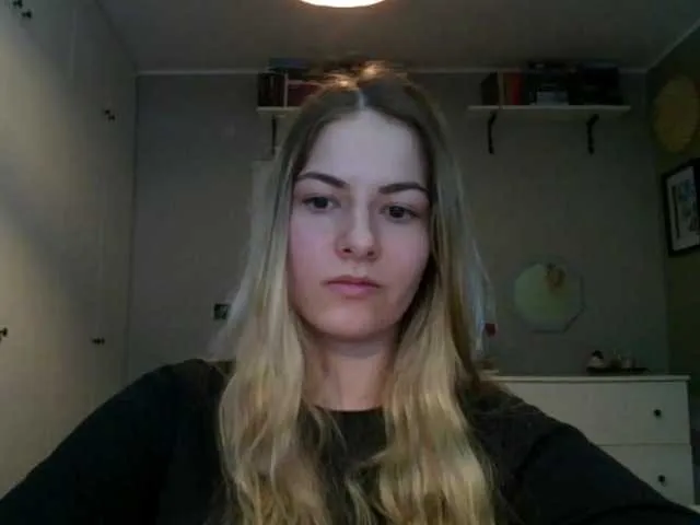 Live sex webcam photo for RosieJune #291634414