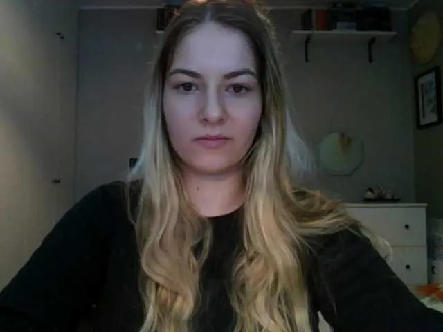Live sex webcam photo for RosieJune #291641392