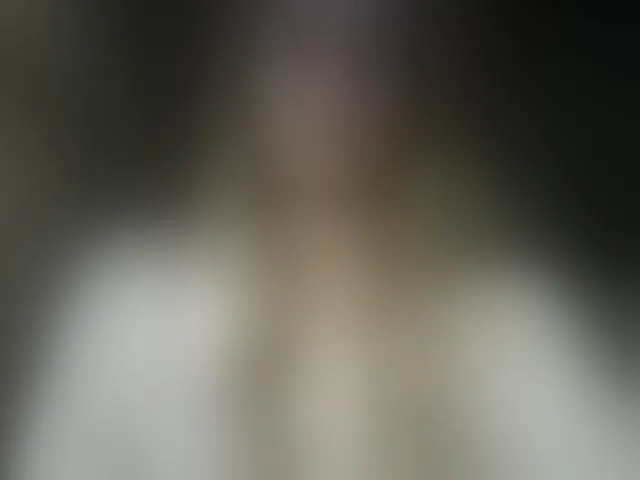 Live sex webcam photo for RosieJune #293356035