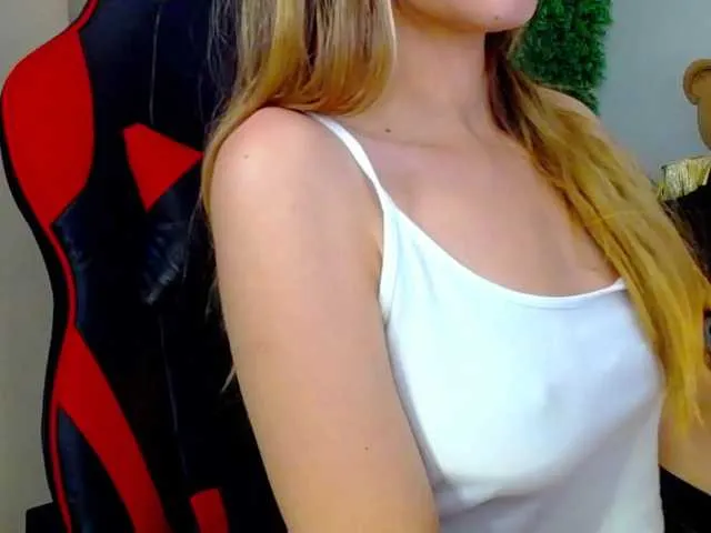 Live sex webcam photo for Rosmar7- #293053221
