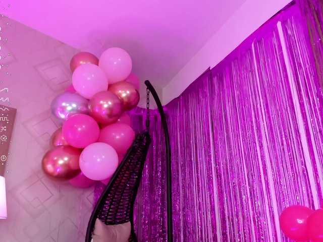 Live sex webcam photo for RosseDaw #276427075