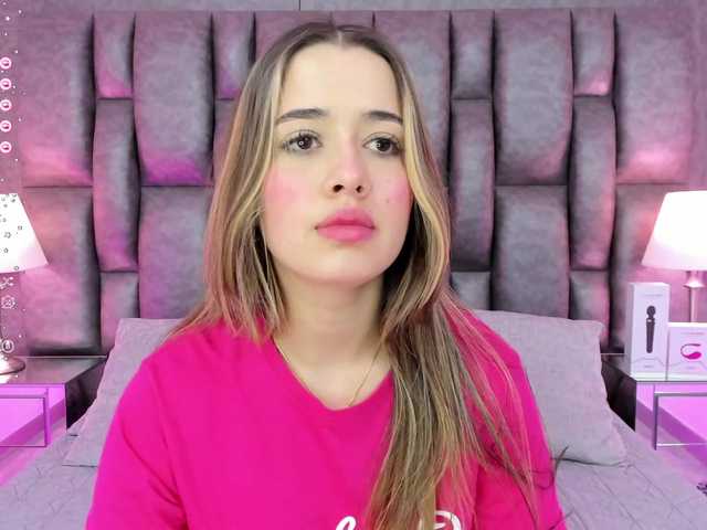 Live sex webcam photo for RosseDaw #276685502