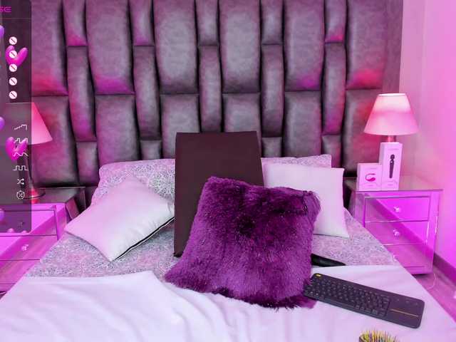 Live sex webcam photo for RosseDaw #277093197