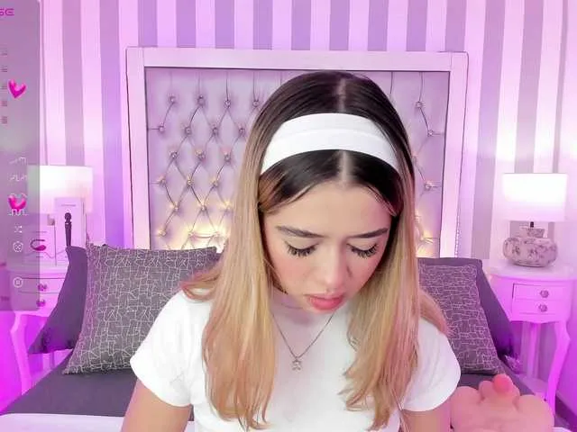 Live sex webcam photo for RosseDaw #277614780