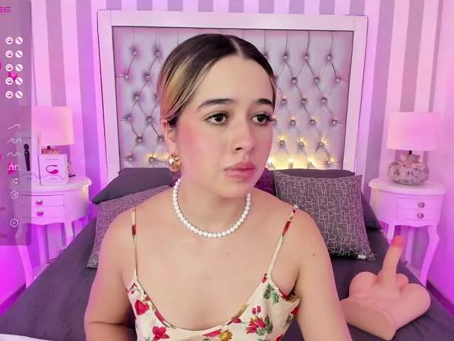 Live sex webcam photo for RosseDaw #277639699