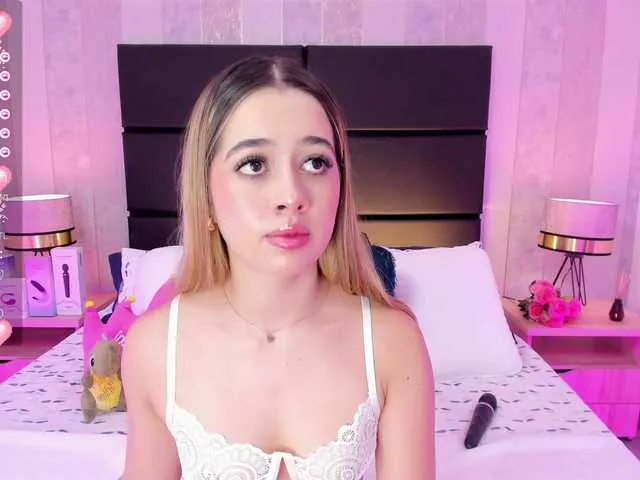 Live sex webcam photo for RosseDaw #277824524