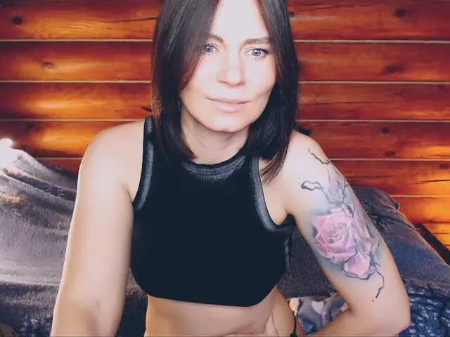 Live sex webcam photo for RosseWi #290391815