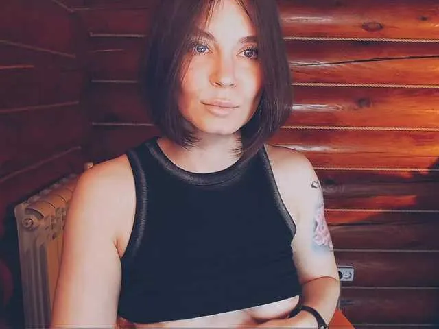 Live sex webcam photo for RosseWi #290894358