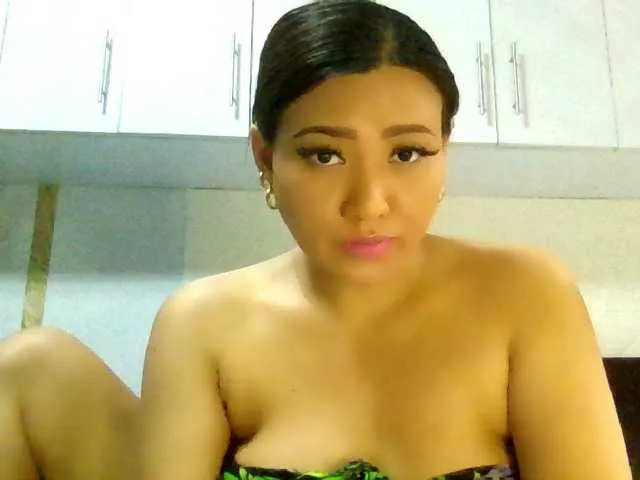Live sex webcam photo for Rosselyn #274040544