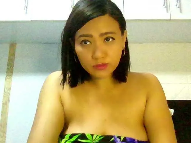 Live sex webcam photo for Rosselyn #274600615