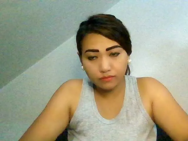 Live sex webcam photo for Rosselyn #276565440