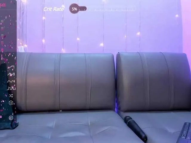 Live sex webcam photo for Rossethompson1 #276800059
