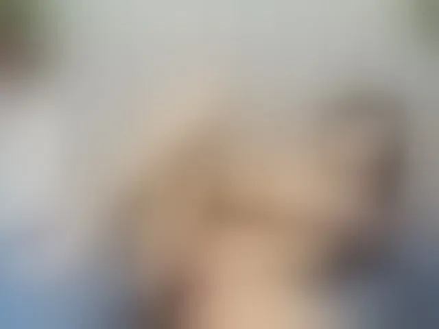 Live sex webcam photo for Rossethompson1 #277412588