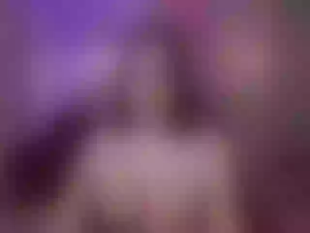 Live sex webcam photo for RossieRhoades #290595333