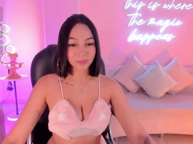 Live sex webcam photo for RossieRhoades #291191333