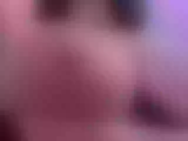 Live sex webcam photo for RossieRhoades #291379374