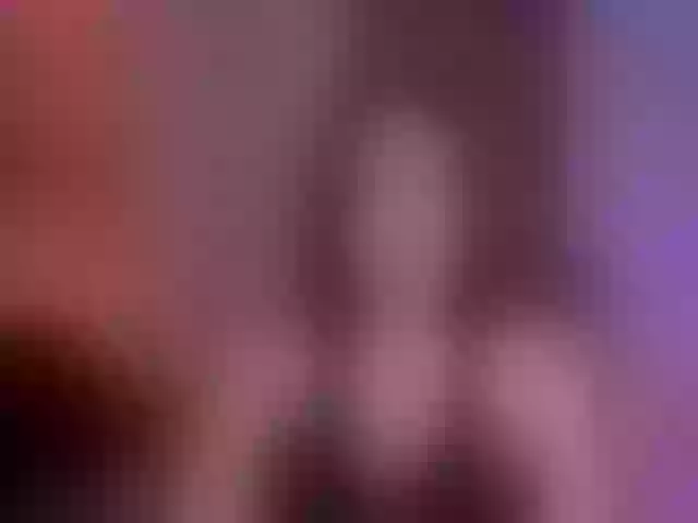 Live sex webcam photo for RossieRhoades #291851976