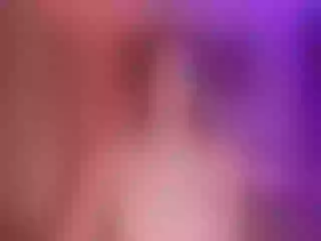 Live sex webcam photo for RossieRhoades #292217138