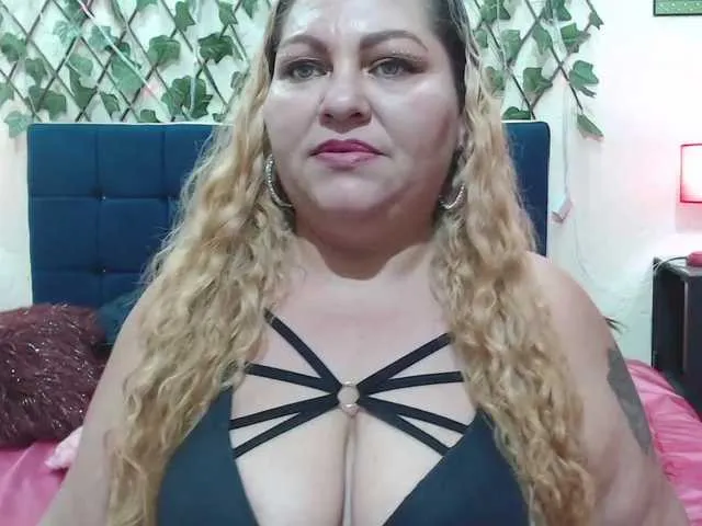 Live sex webcam photo for Rossitaspace #273455083